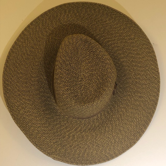 Wide Brimmed Sun Hat - Picture 7 of 8